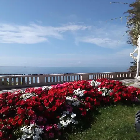 Mono Vicino Casino'
